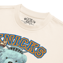 Load image into Gallery viewer, Knicks Box
